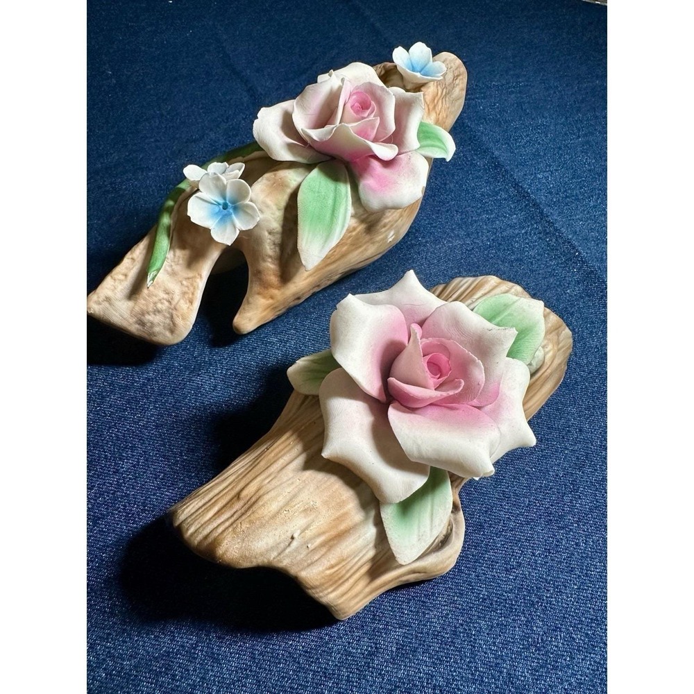 Vintage Set Of Capodimonte Pastel Rose Blooms On Log Made In Italy 1960's